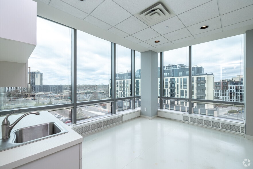 More Photos Of 3033 Excelsior Blvd, Minneapolis Medical For Lease