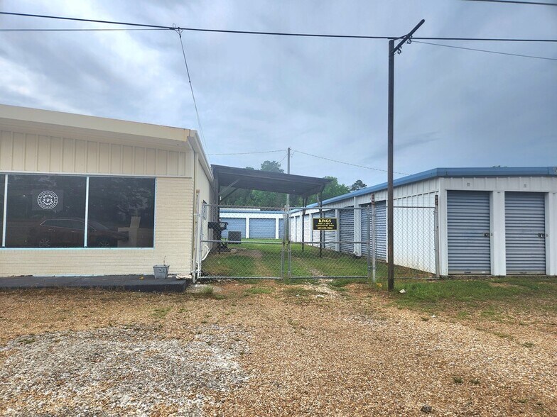 More Photos Of 7829 U S Highway 11, Lumberton Self Storage For Sale