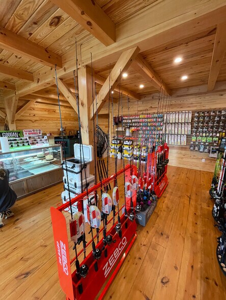 More Photos Of 104 MS-15, Pontotoc General Retail For Sale