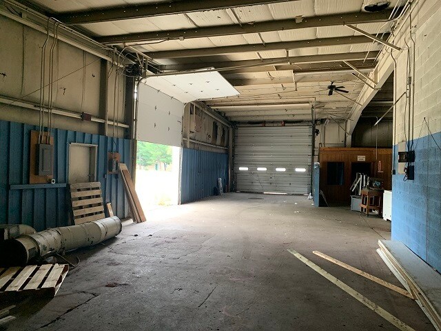 More Photos Of 702 N Cedar St, Kalkaska Freestanding For Sale