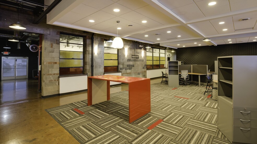 More Photos Of 1200-1264 Woodward Hts, Ferndale Research And Development For Lease