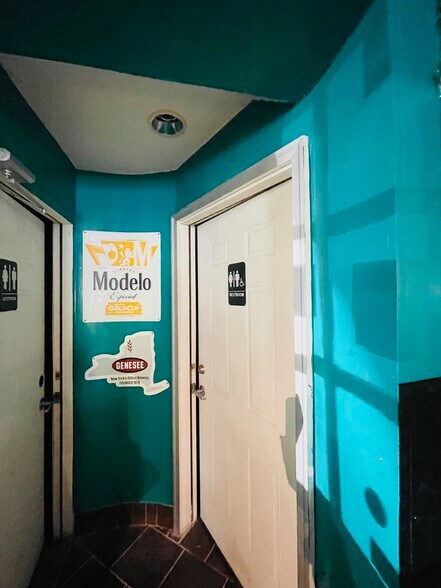 More Photos Of 85 Taft Ave, Arlington Restaurant For Lease