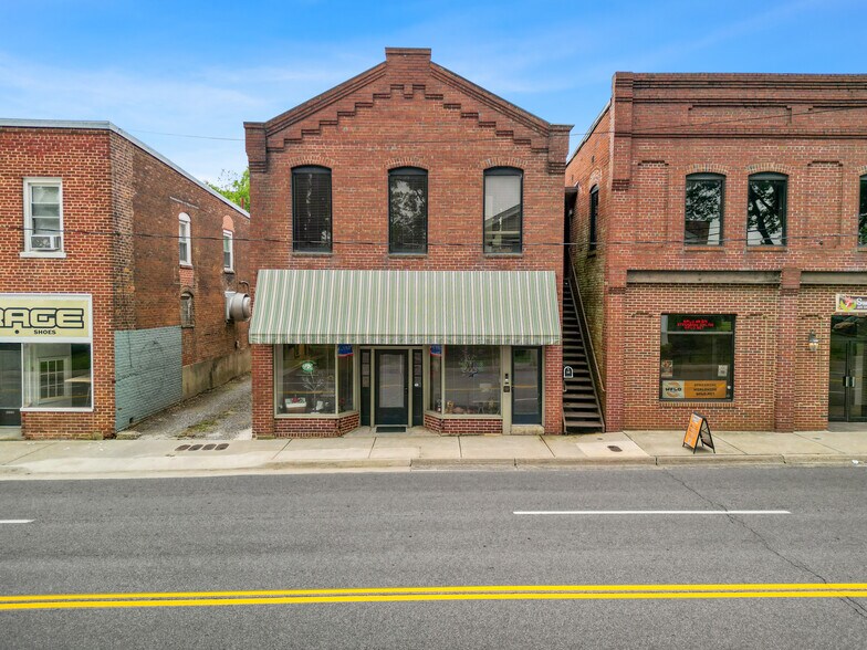 Primary Photo Of 215 W 3rd St, Farmville General Retail For Sale