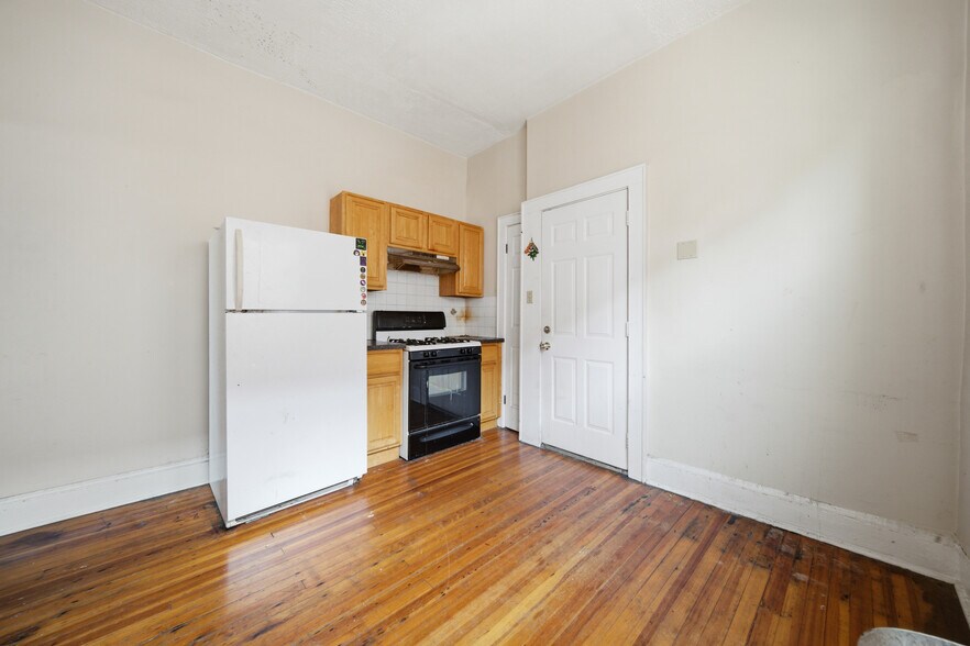 More Photos Of 4612 Murdock Ave, Bronx Apartments For Sale