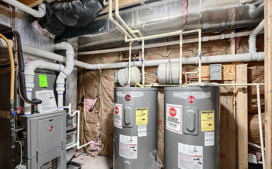 More Photos Of 635 E Fort Ave, Baltimore Specialty For Sale