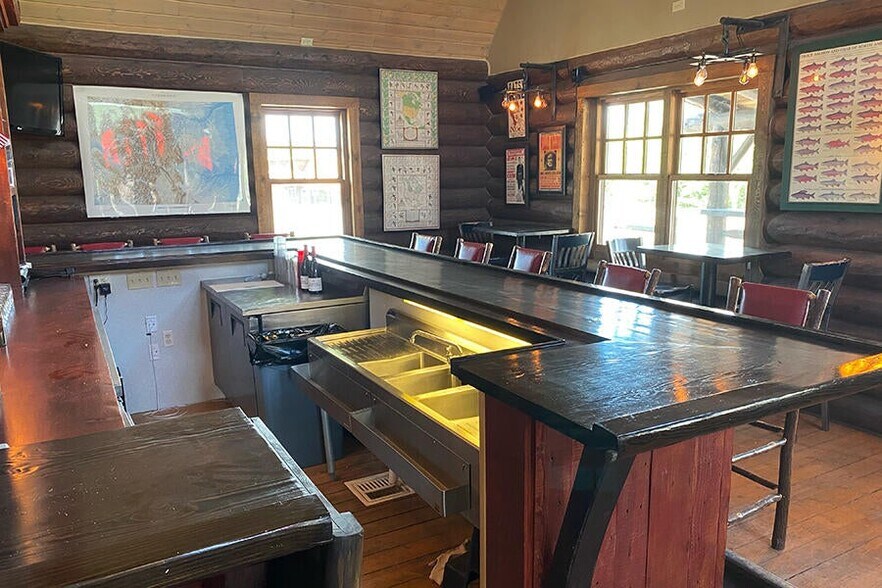 More Photos Of 35 Hotchkiss Ave, Colona, CO, Montrose Restaurant For Sale