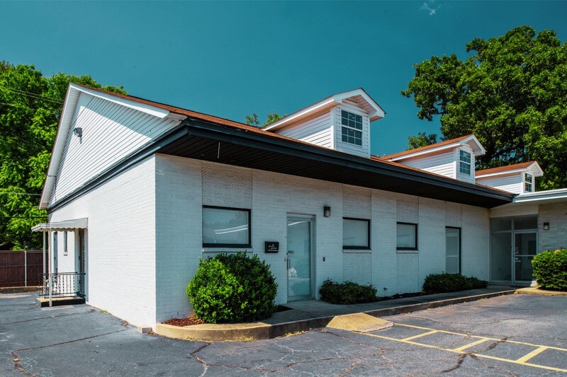 More Photos Of 3115 John F Kennedy Blvd, North Little Rock Office For Sale