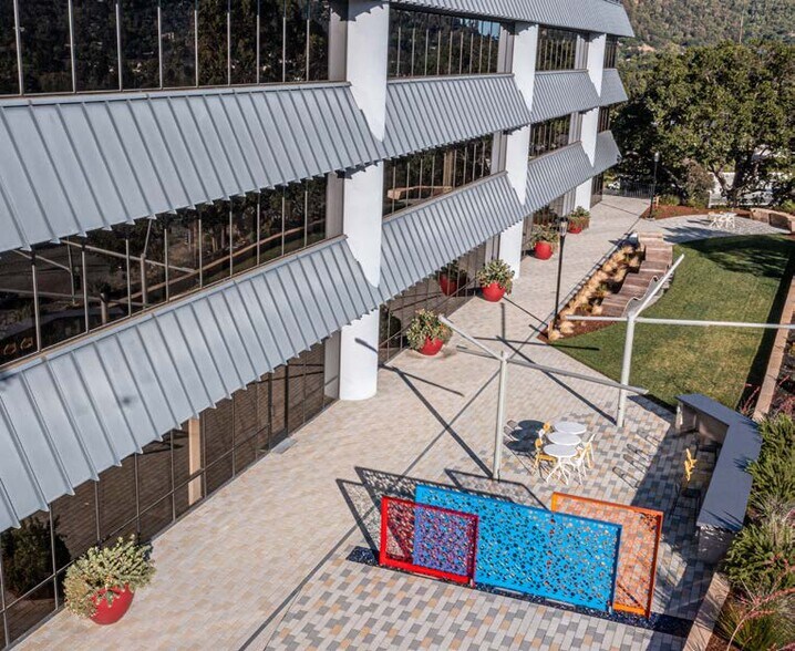 More Photos Of 4000 Civic Center Dr, San Rafael Medical For Lease