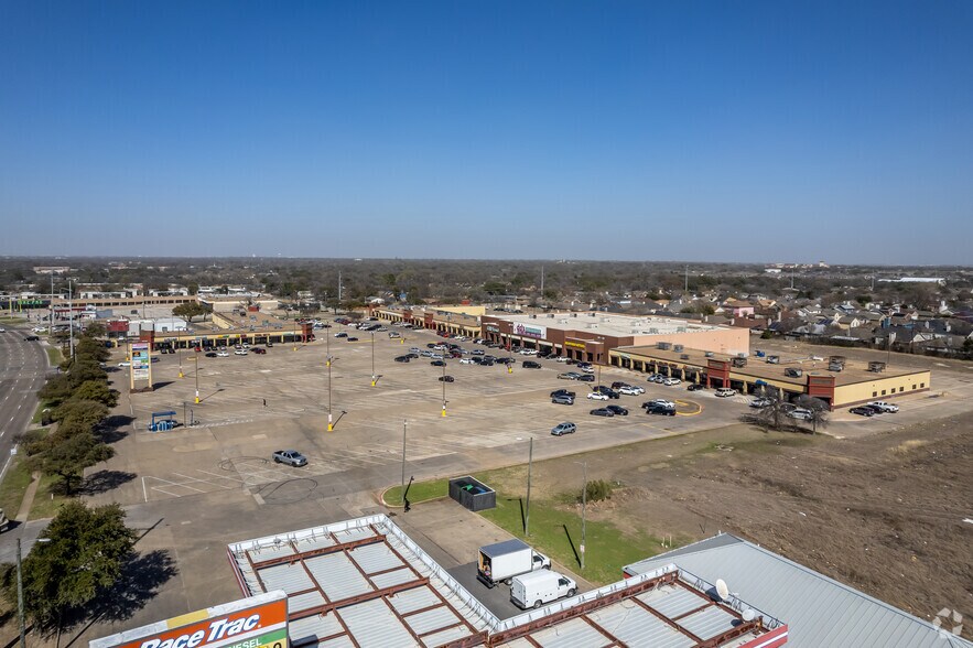 More Photos Of 3302-3402 N Buckner Blvd, Dallas Unknown For Lease
