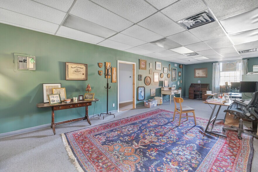 More Photos Of 450 Monroe Tpke, Monroe Unknown For Lease