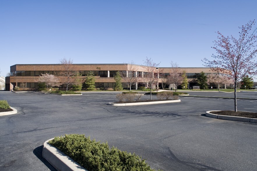 More Photos Of 999 Berkshire Blvd, Wyomissing Office For Lease
