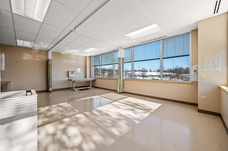 More Photos Of 505 Eagleview Blvd, Exton Unknown For Lease