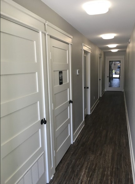 More Photos Of 16735 Gresham Cir, Flint Loft Creative Space For Lease