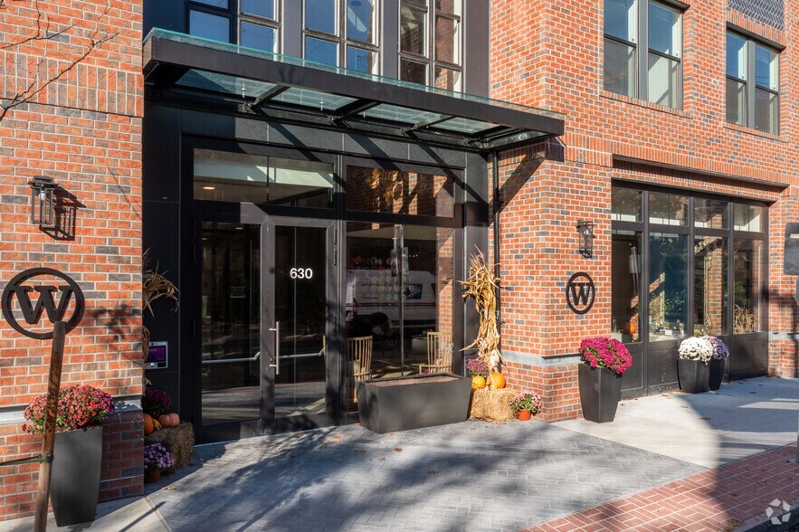 More Photos Of 630-673 Chapel St, New Haven Apartments For Lease