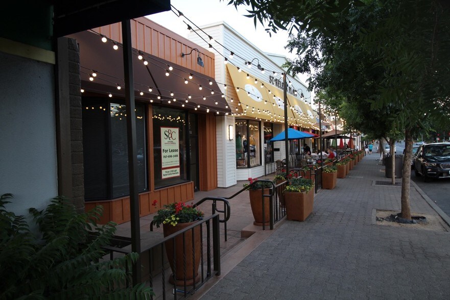 More Photos Of 1136-1154 Main St, Saint Helena Storefront For Lease