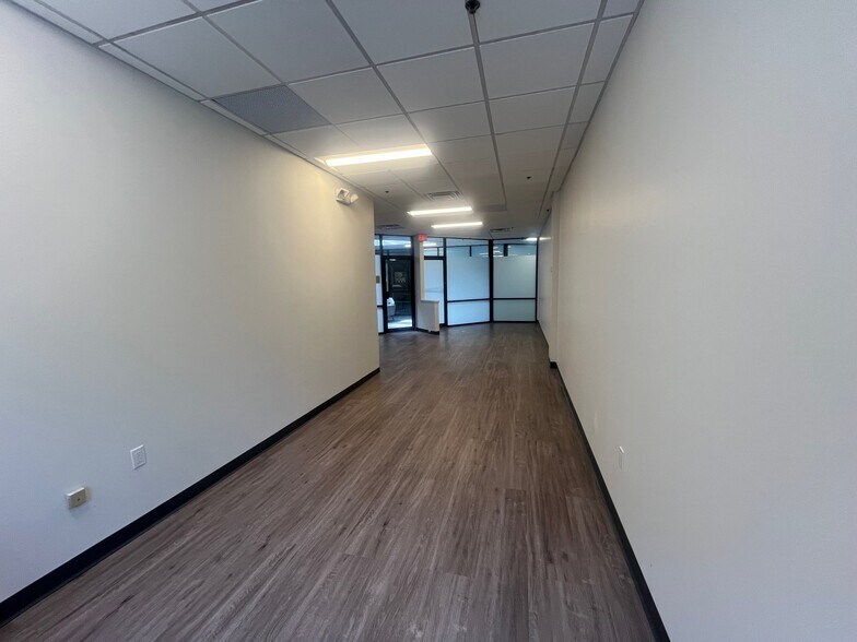 More Photos Of 63 Park St, Andover Office For Lease