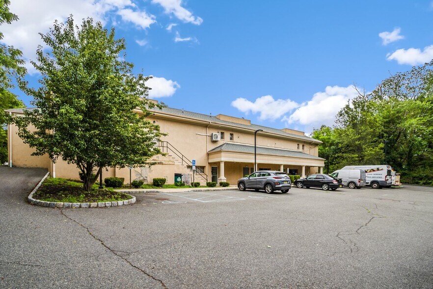 More Photos Of 389 Dover Chester Rd, Randolph Storefront Retail Office For Sale