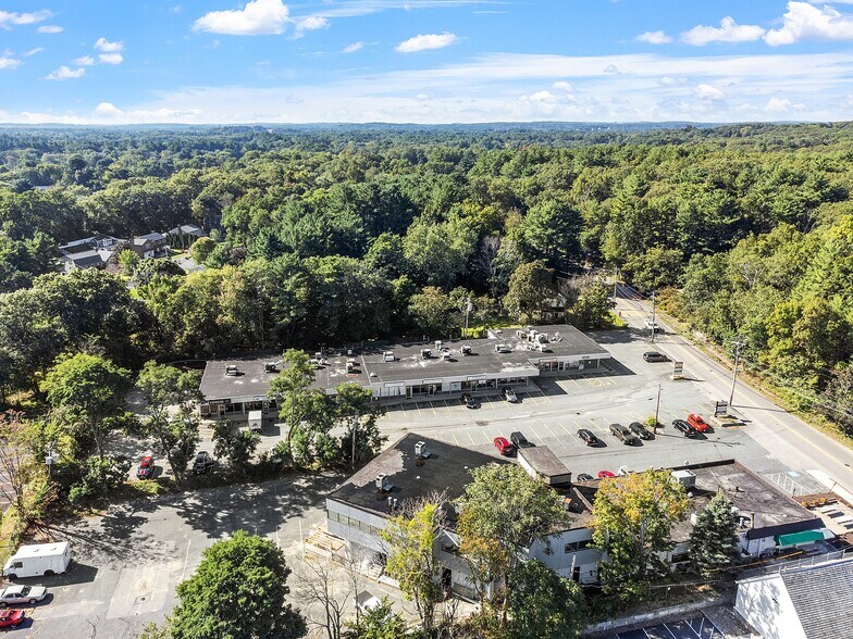 More Photos Of 861 Edgell Rd, Framingham Storefront For Sale