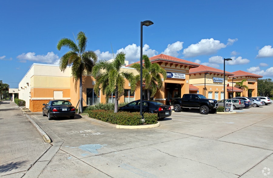 More Photos Of 801-829 Atlantic Ave, Cocoa Beach Storefront Retail Office For Lease