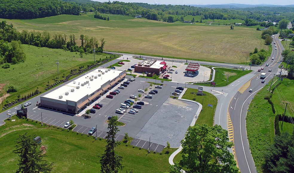 747769 Middletown Rd, Hummelstown, PA 17036 Retail For Lease