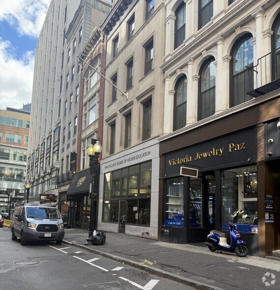 Primary Photo Of 45 Temple Pl, Boston Loft Creative Space For Lease