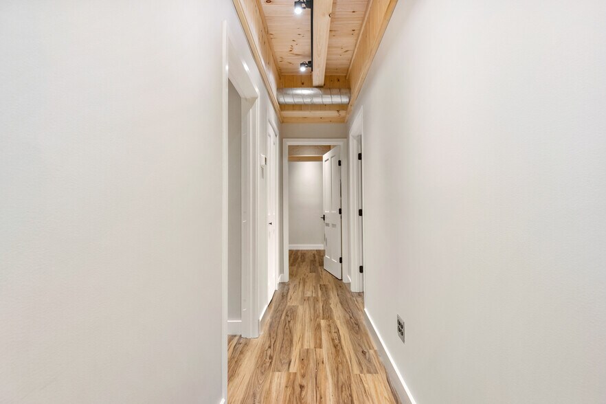 More Photos Of 1 Harris St, Newburyport Medical For Lease