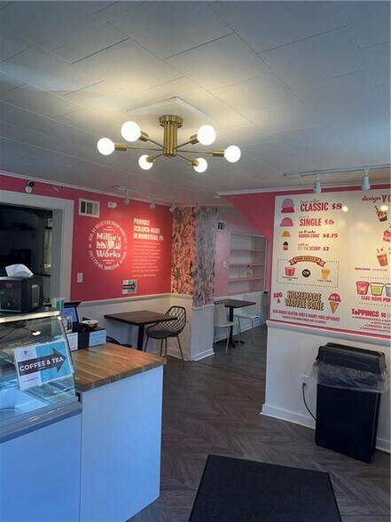 More Photos Of 820 W Ingomar Rd, Pittsburgh Office For Lease