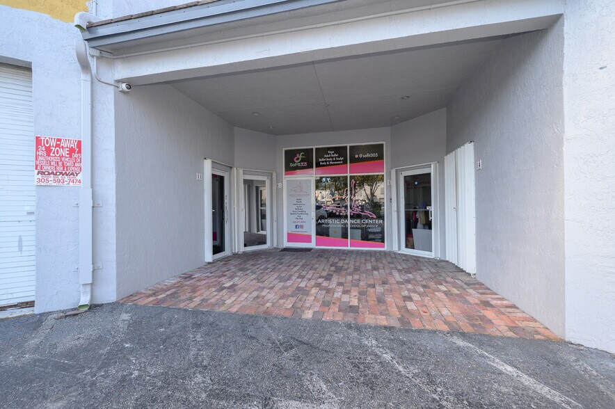 More Photos Of 10181 NW 58th St, Miami Warehouse For Lease