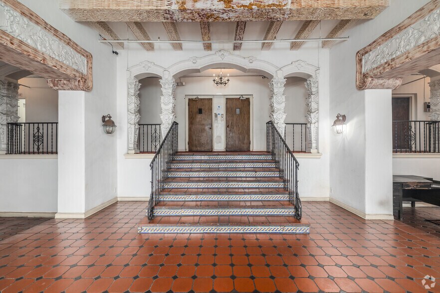 More Photos Of 3333 W 4th St, Los Angeles Apartments For Sale