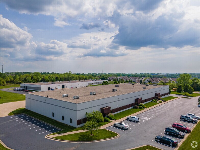 More Photos Of 422-434 Alexandersville Rd, Miamisburg Light Distribution For Lease
