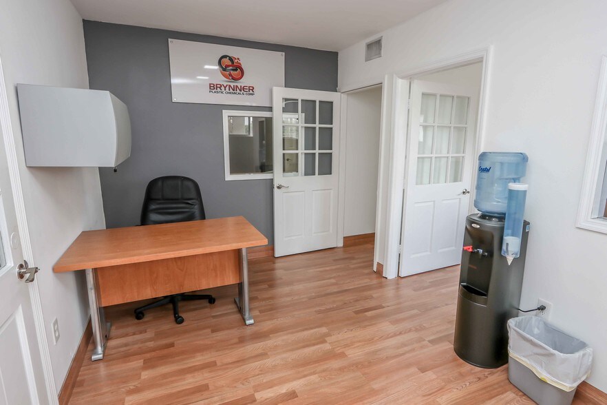 More Photos Of 14935 NW 27th Ave, Opa Locka Warehouse For Lease