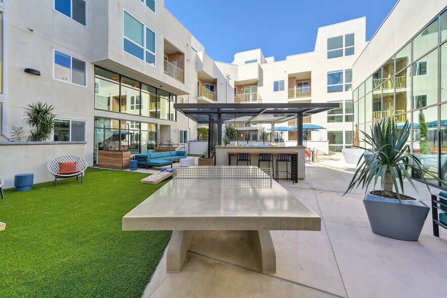 More Photos Of 5570 Rosemead Blvd, Temple City Apartments For Lease