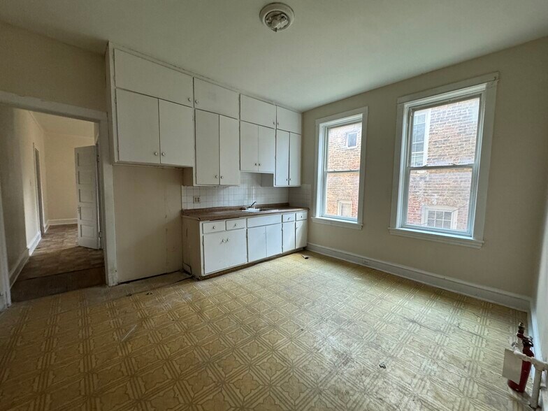 More Photos Of 2744 S Millard Ave, Chicago Apartments For Sale