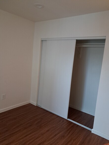 More Photos Of 5130 Yarmouth Ave, Encino Apartments For Sale