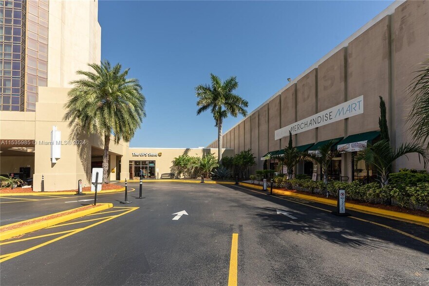 More Photos Of 777 NW 72nd Ave, Miami General Retail For Sale