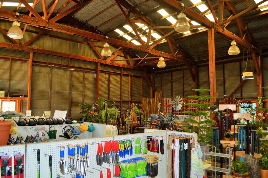 More Photos Of 2750 W Devonshire Ave, Hemet Freestanding For Sale