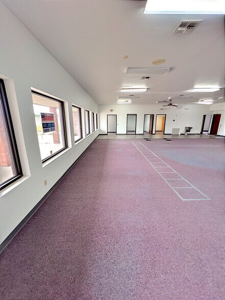 More Photos Of 1400 Lera, Weatherford Medical For Sale
