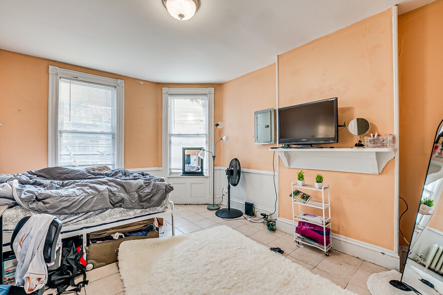 More Photos Of 93 Easton Ave, New Brunswick Multifamily For Sale