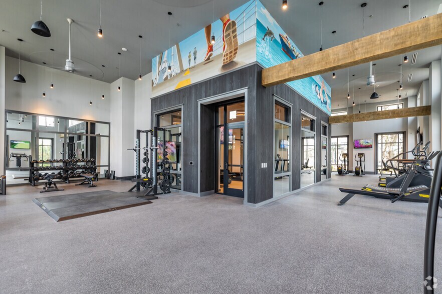 More Photos Of 838 Morrison Dr, Charleston Apartments For Lease