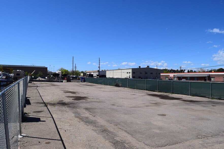 More Photos Of 1205 S Platte River Dr, Denver Land For Lease