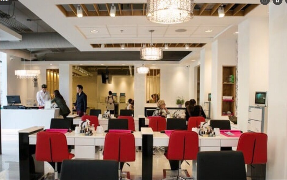 More Photos Of 33 W Huron St, Chicago Apartments For Lease