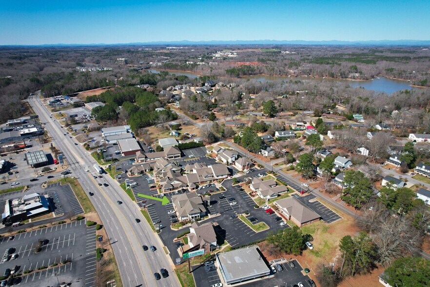 More Photos Of 4122 Clemson Blvd, Anderson Loft Creative Space For Lease