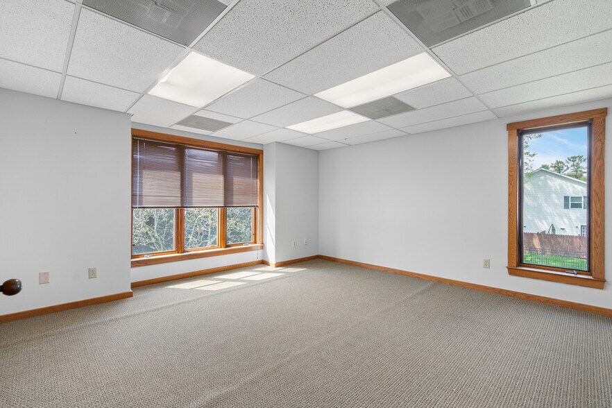 More Photos Of 3520 Snouffer Rd, Columbus Office For Sale