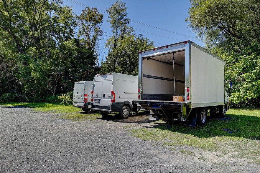 More Photos Of 510 S Pearl St, Coal Township General Retail For Sale