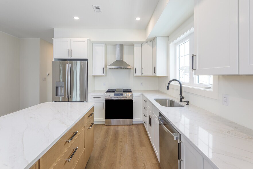 More Photos Of 5201 Atlantic ave, Ventnor City Apartments For Sale