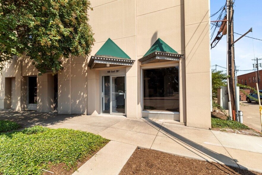 More Photos Of 106 E 26th St, Bryan Office For Lease