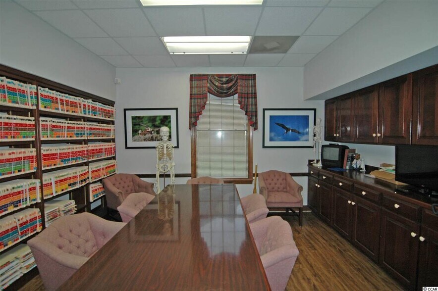 More Photos Of 1001 N Fraser St, Georgetown Medical For Lease
