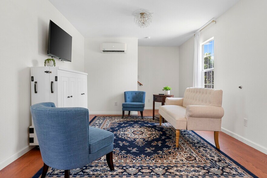 More Photos Of 1470 S Cranes Mill Rd, New Braunfels Lodge Meeting Hall For Sale