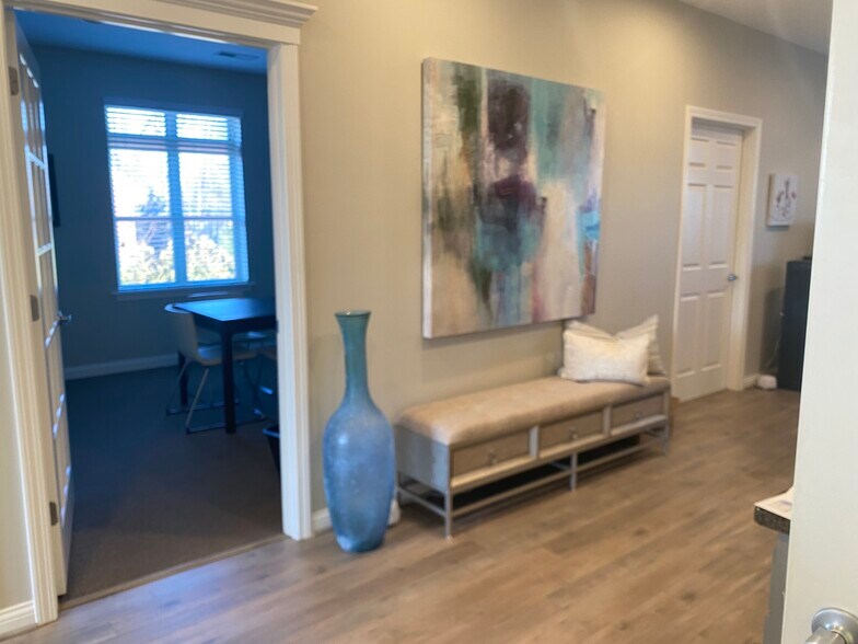 More Photos Of 5720 Gateway, Mason Coworking Space
