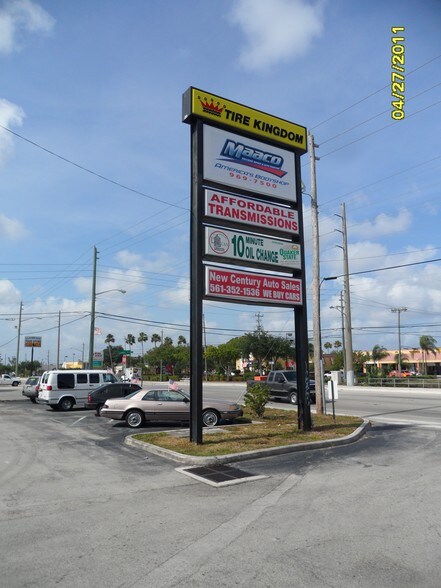 More Photos Of 2450 S Military Trl, West Palm Beach Auto Repair For Lease